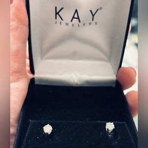 Kay Jewelers Lab 💎 Stud Earrings 💕 NIB 💌